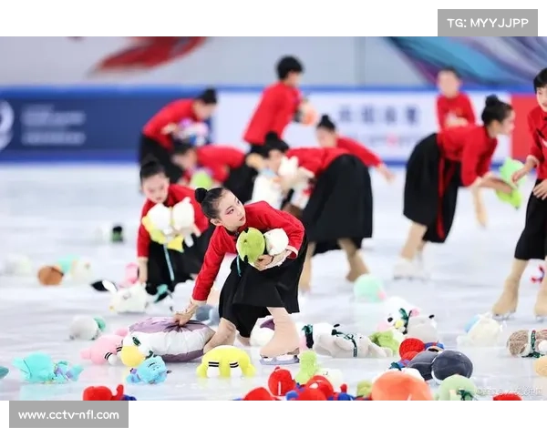 诺丁汉森林新援合唱队歌庆祝视频曝光展现强大团队凝聚力 诺丁汉森林新援合唱队歌庆祝视频曝光展现强大团队凝聚力